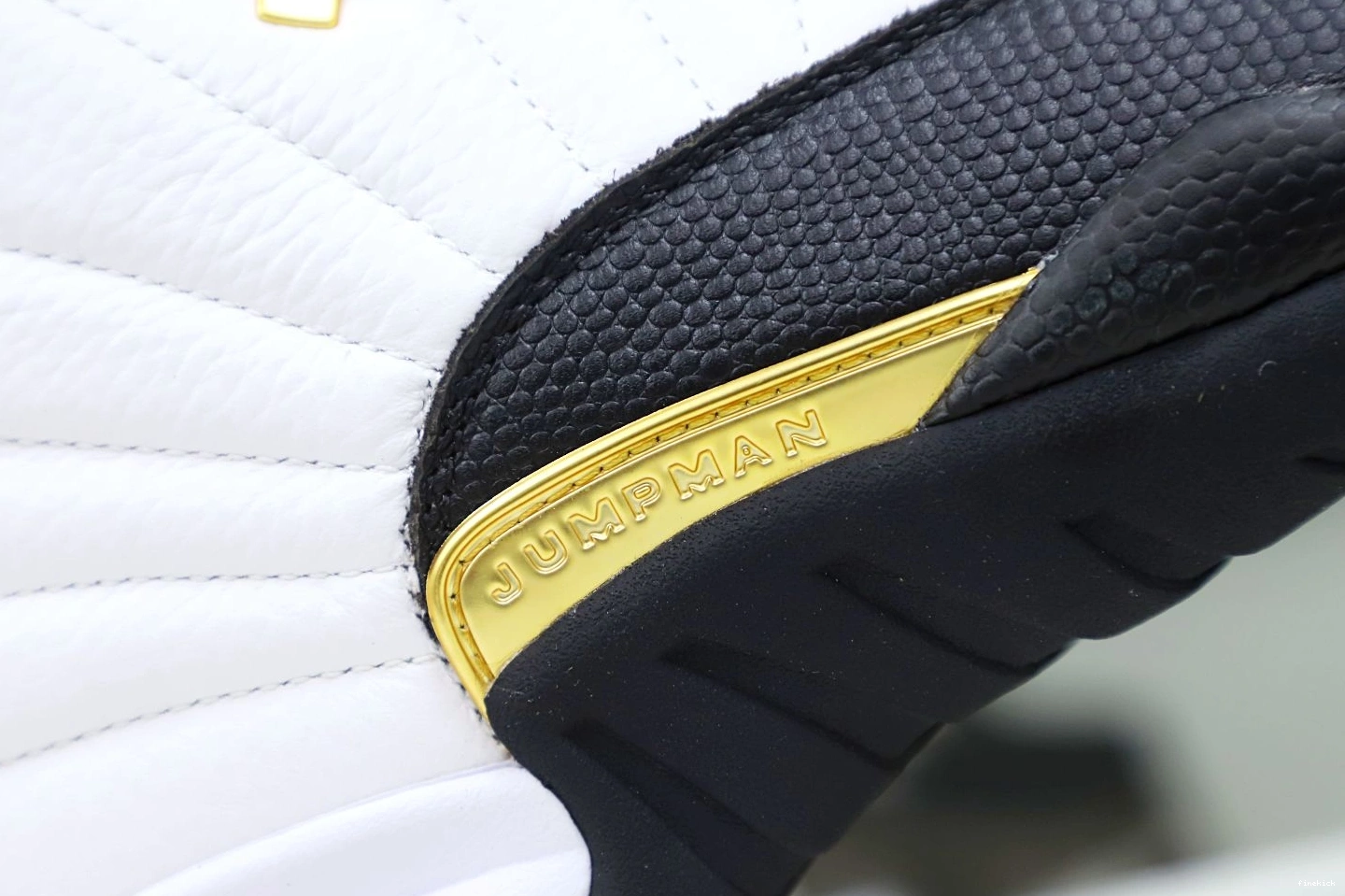 RETRO 12 JORDAN 'ROYALTY' AIR 0929